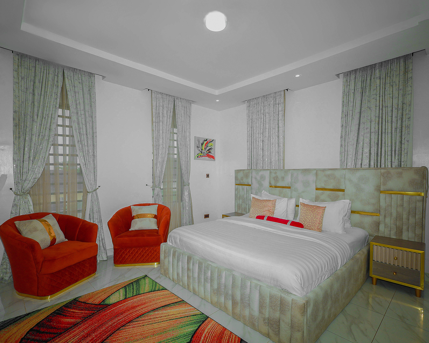 Luxury 4-Bedroom Apartment 2