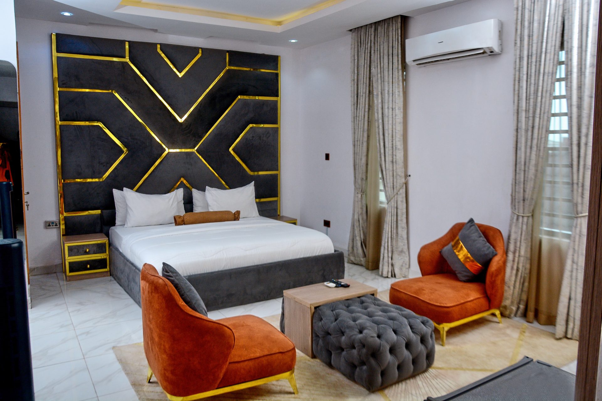 Luxury 4-Bedroom Apartment